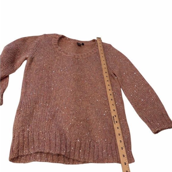 Icone Pink 57% Mohair/Sequin Sweater-NWOT-Size Medium-Scoop Neck - Picture 3 of 7